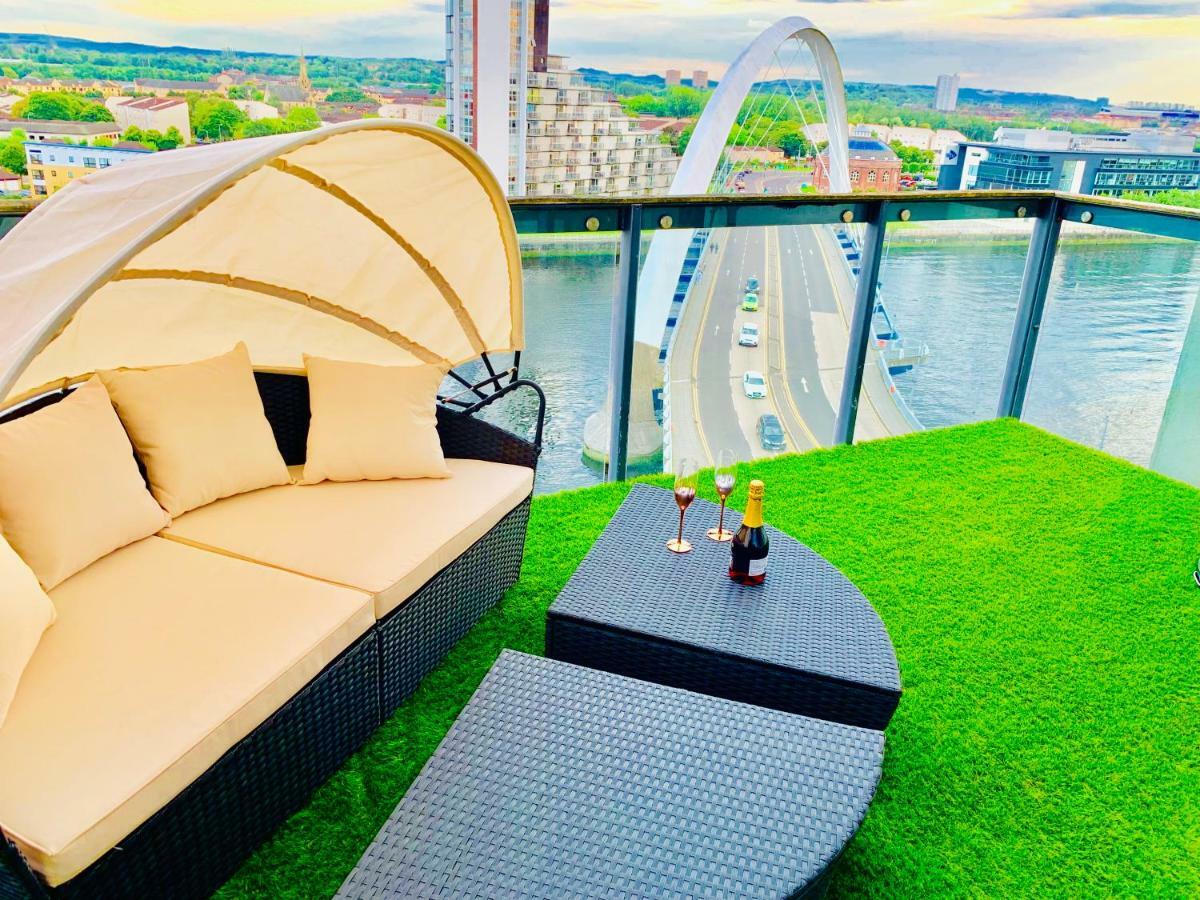 Glasgow City Centre - The Penthouse With Riverviews - Exterior photo