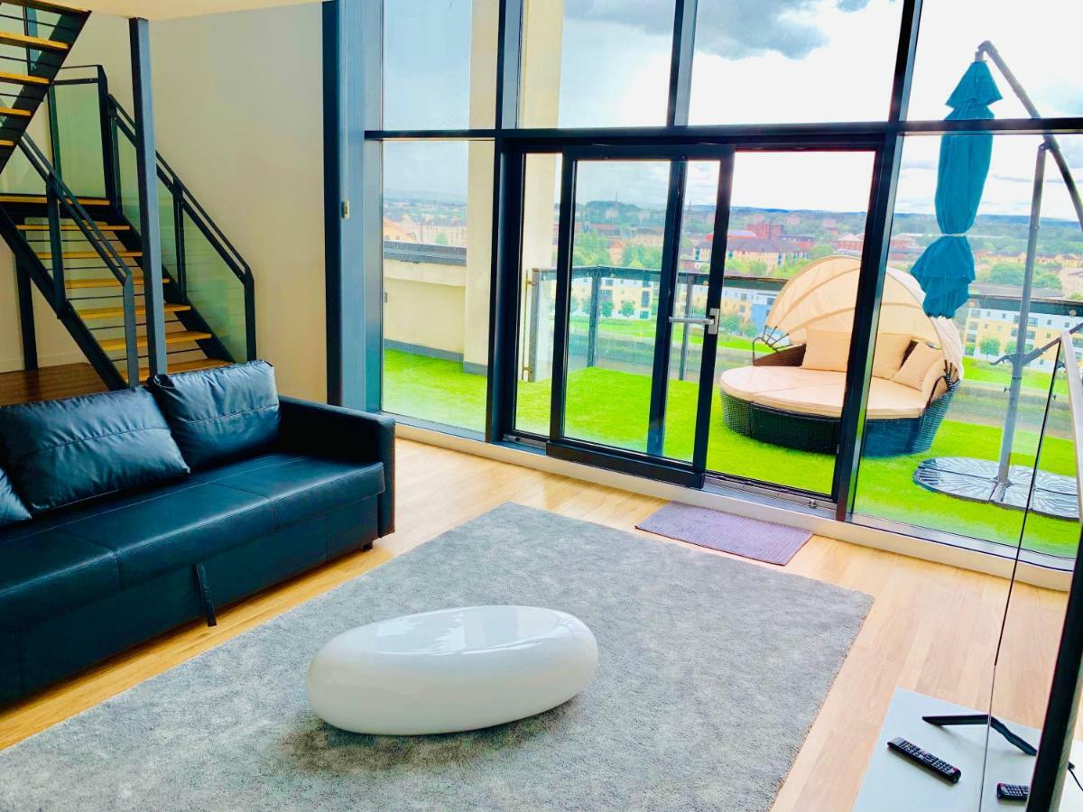 Glasgow City Centre - The Penthouse With Riverviews - Exterior photo