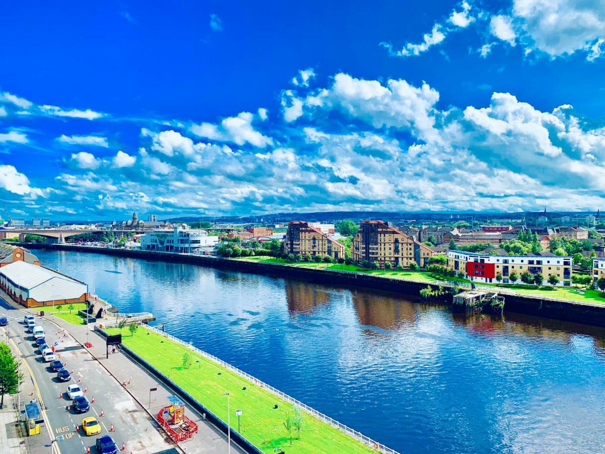 Glasgow City Centre - The Penthouse With Riverviews - Exterior photo